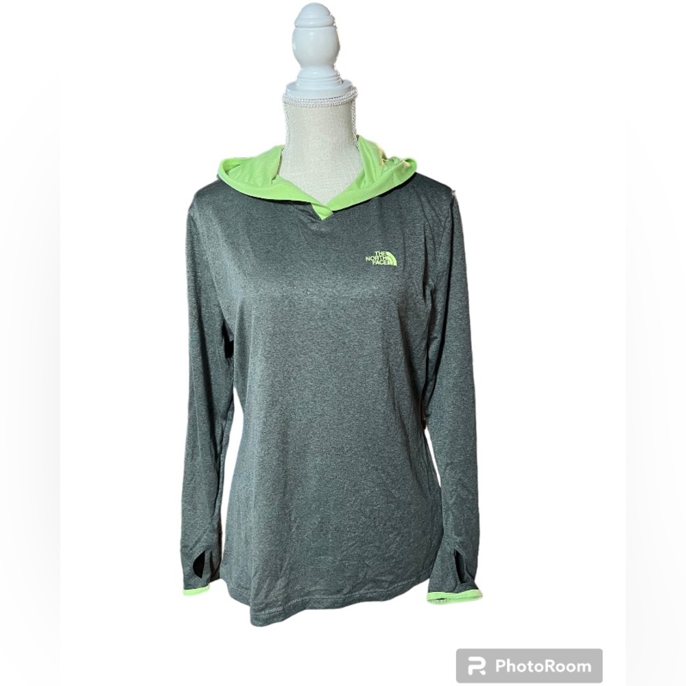North Face‎ top